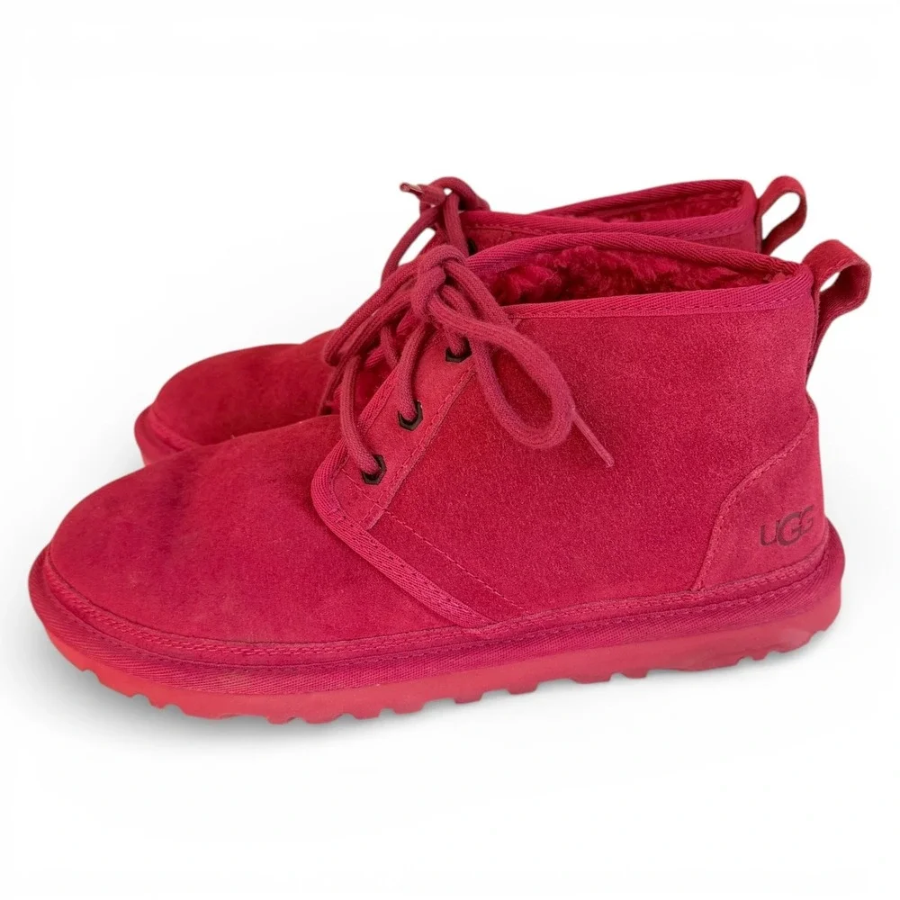 UGG Neumel‎ Boot Womens 7 Red Suede Lace Up Chukka Sheepskin Lined 1094269
